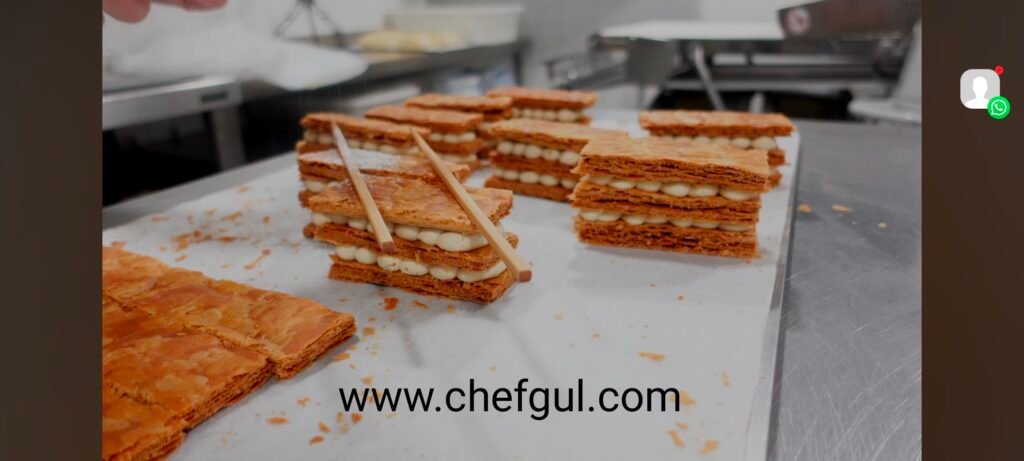 Mille fuille |Napoleon Pastry|recipe | delicious and tasty |2 ingradients